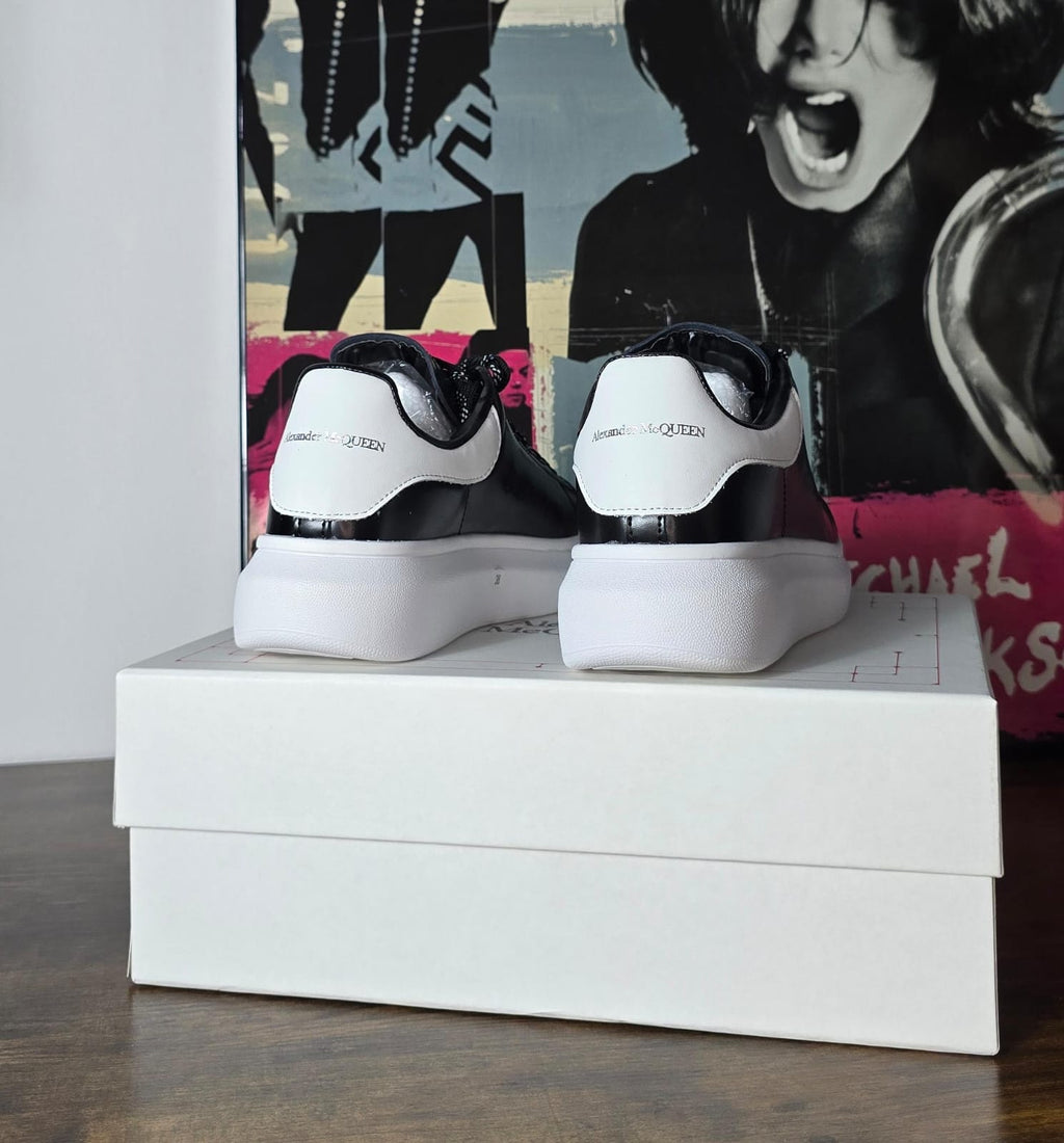 ALEXANDER MQUEEN BLACK