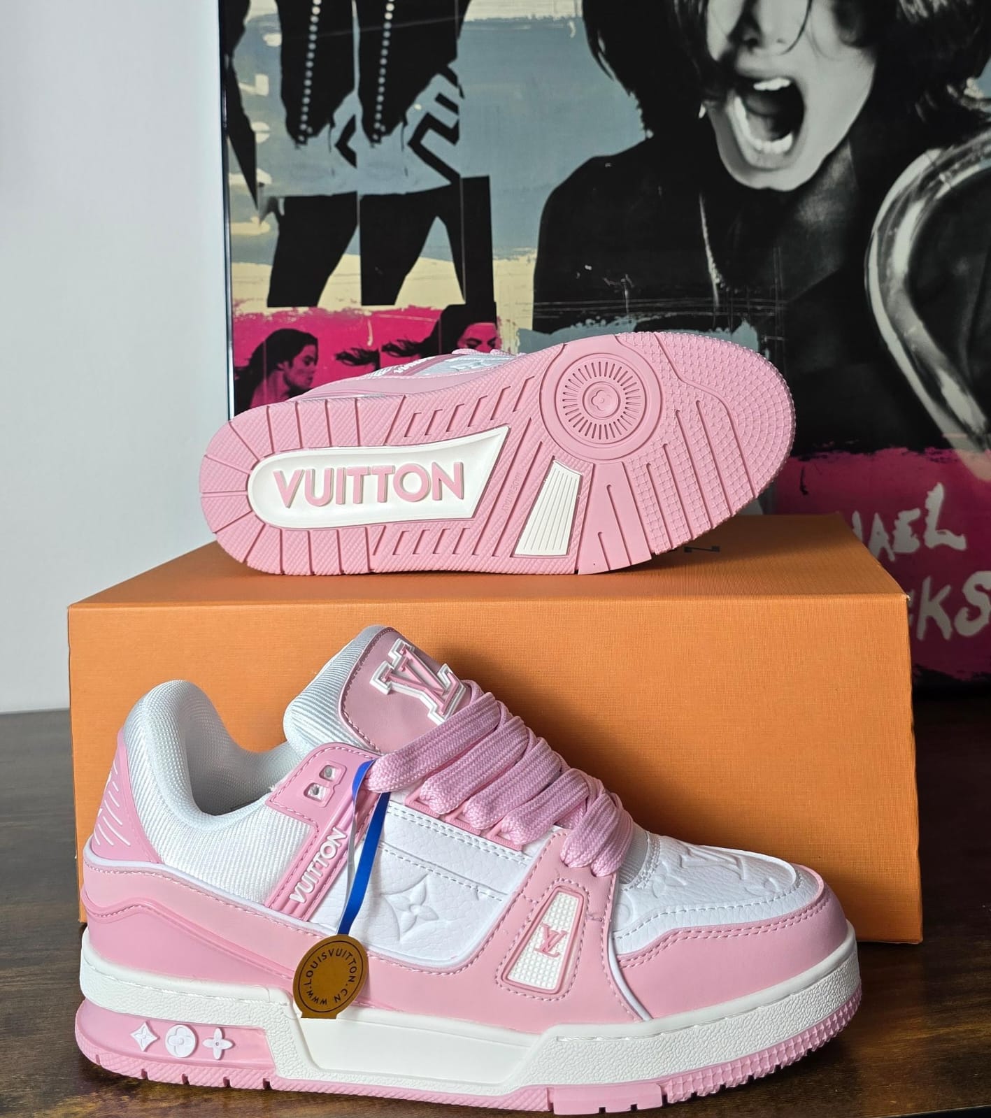 LV TRAINER PINK