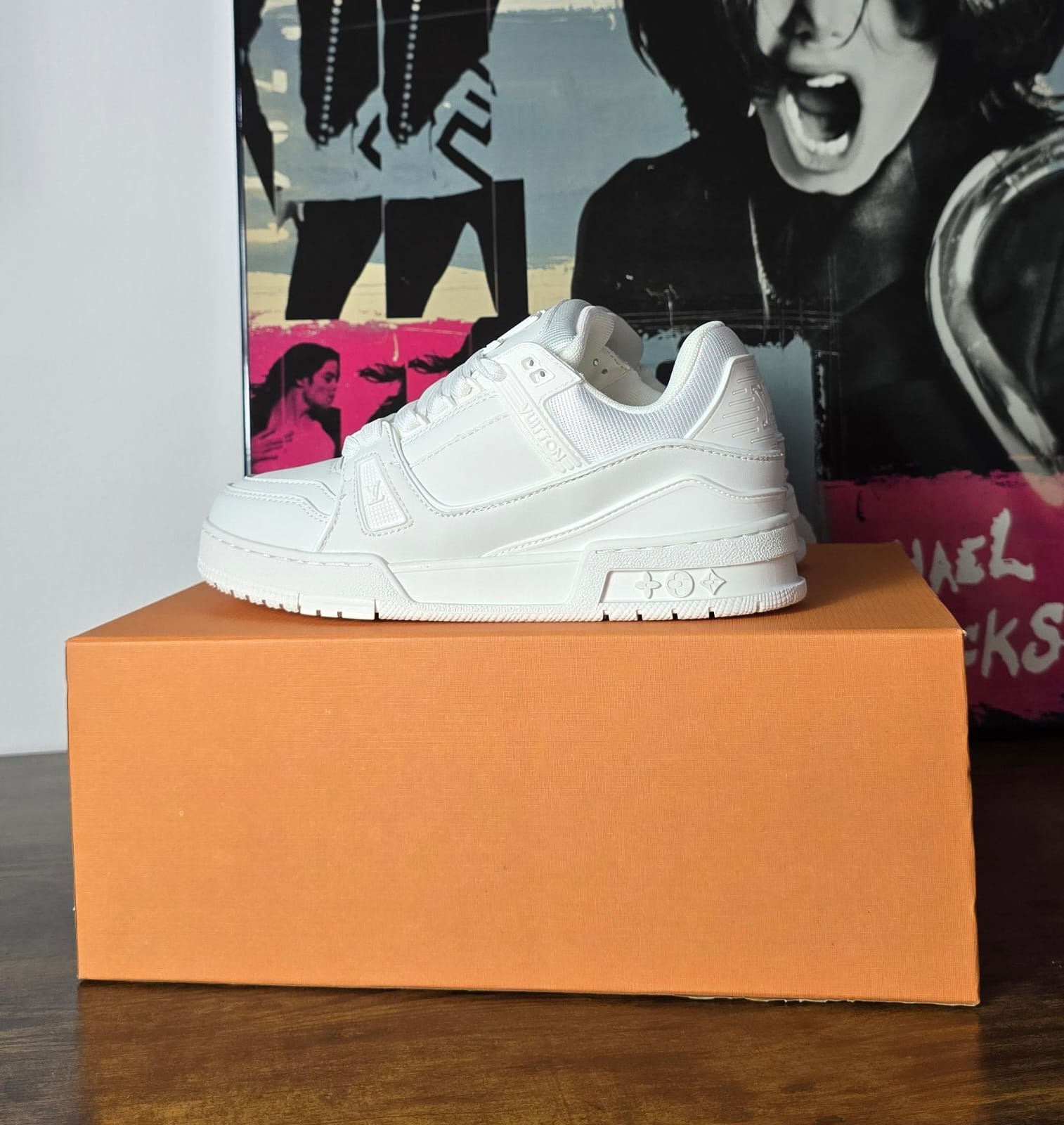 LV TRAINER ALL WHITE