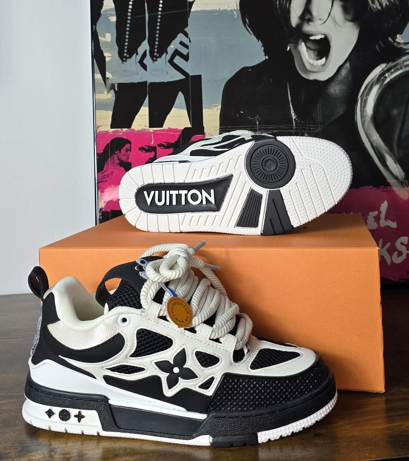 LV SKATE BLACK WHITE