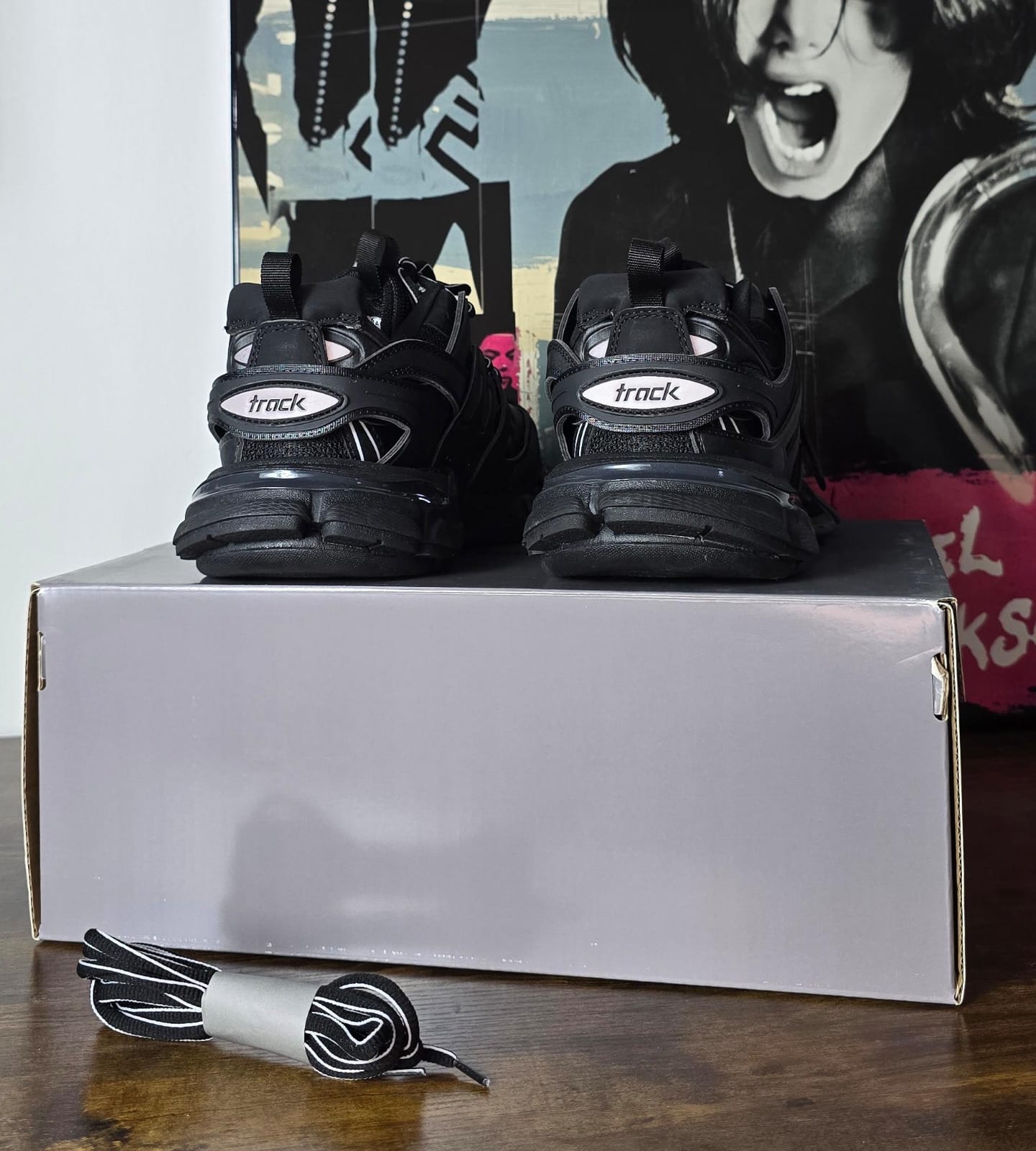 BALENCIAGA TRACK ALL BLACK