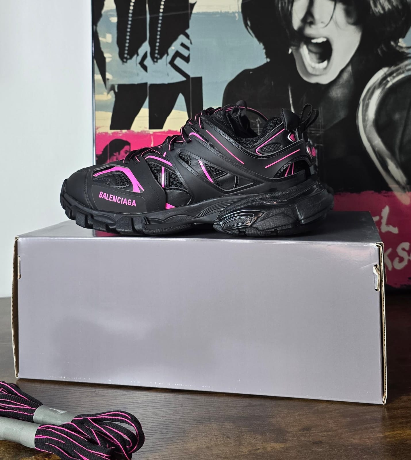 BALENCIAGA TRACK BLACK PINK