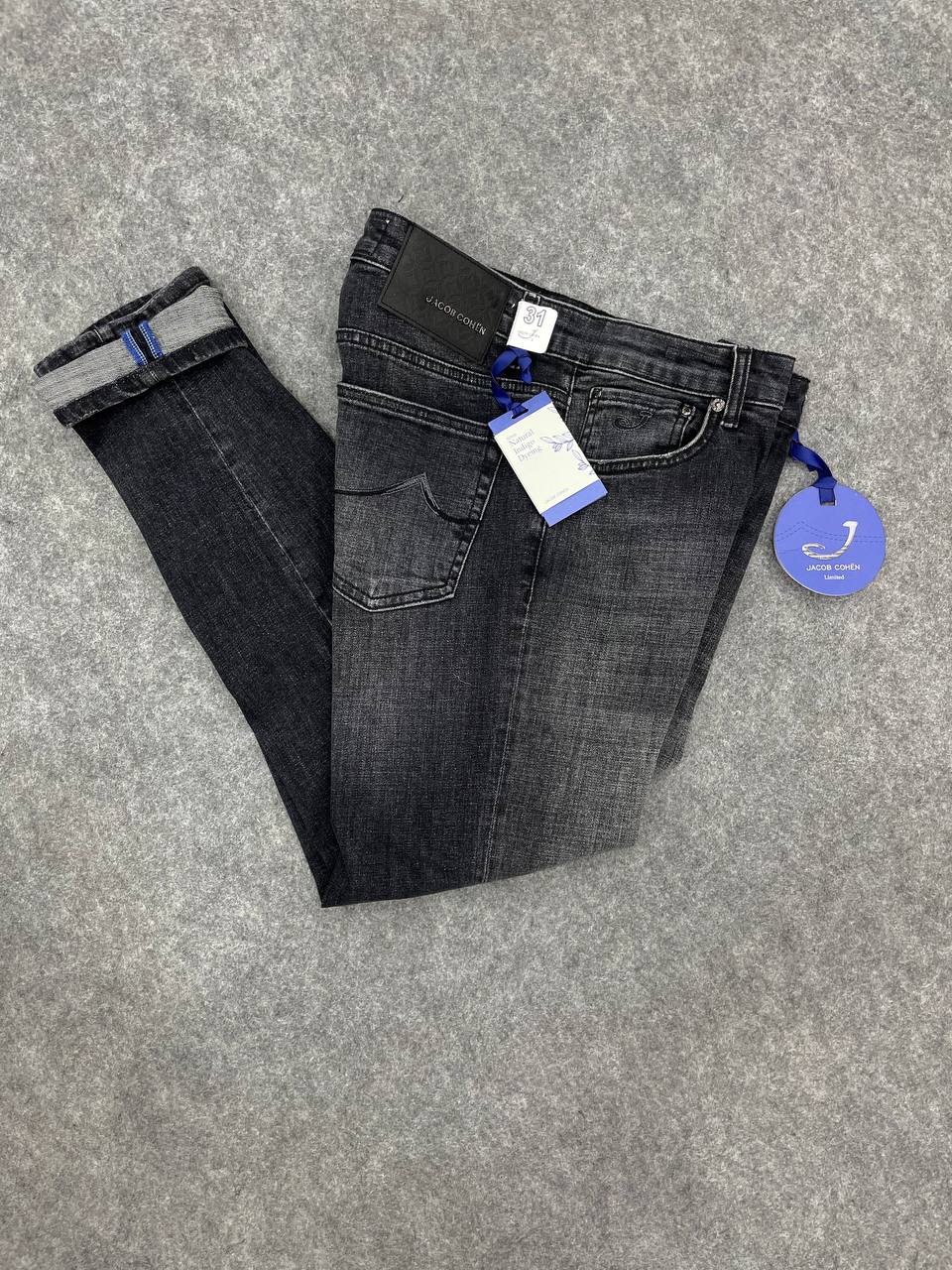 Jeans Jacob Cohen 05