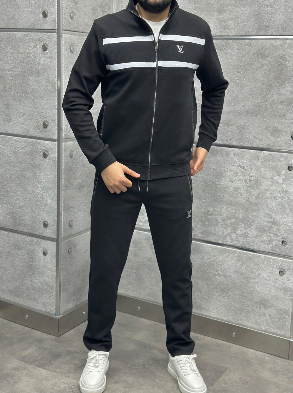 Tuta Louis Vuitton